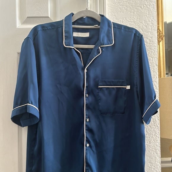 Unisex button down shirt - Picture 2 of 7